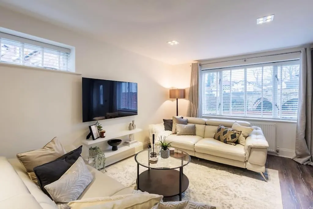 Tranquil Riverfront Oasis At High Bridge Court Knaresborough 0*,  Verenigd Koninkrijk