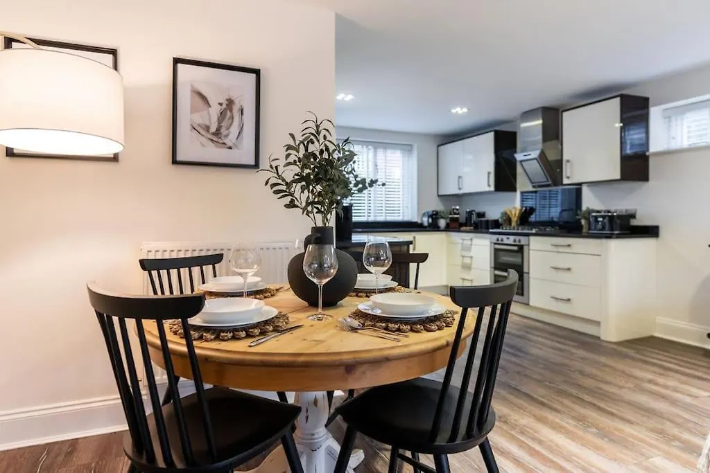 Tranquil Riverfront Oasis At High Bridge Court Knaresborough